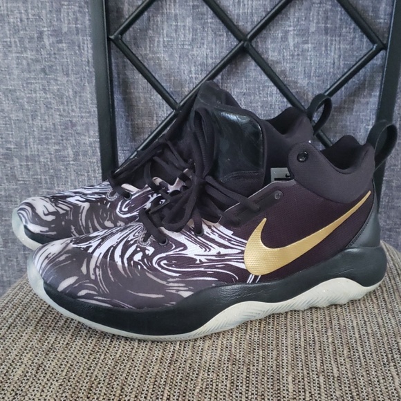 Nike Special Edition 313 Basketball Shoes - Picture 1 of 7